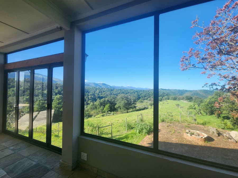 3 Bedroom Property for Sale in Hoekwil Western Cape